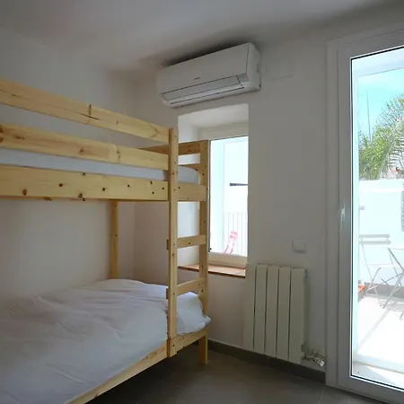 Charming Casa In Centre & Minutes To *