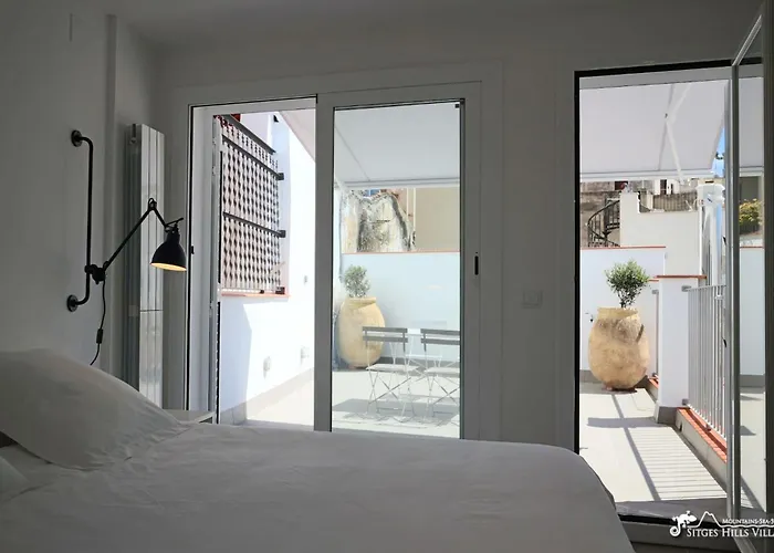 Charming Casa In Centre & Minutes To