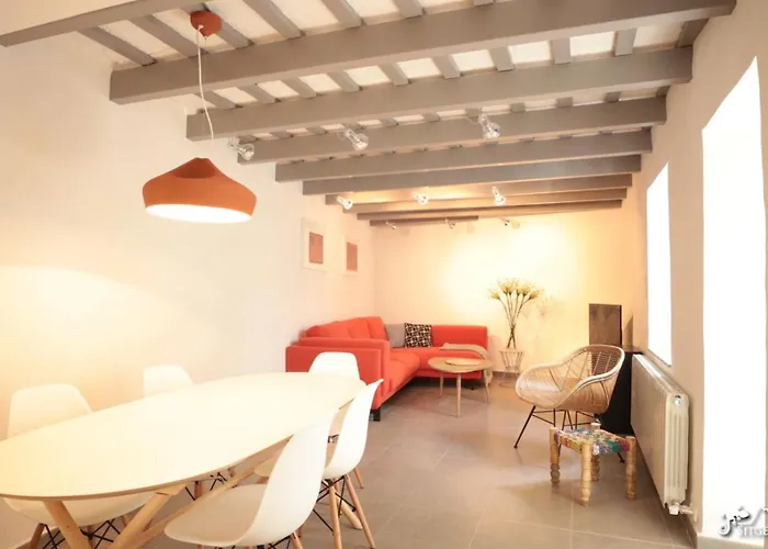 Charming Casa In Centre & Minutes To