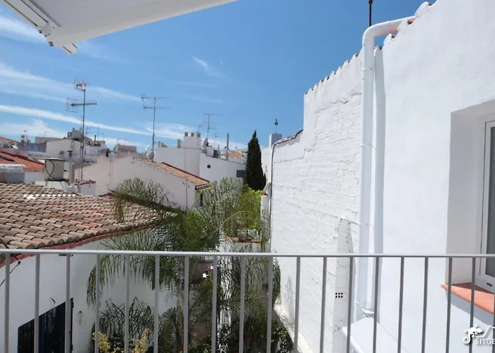 Сasa de vacaciones Charming Casa In Centre & Minutes To Sitges